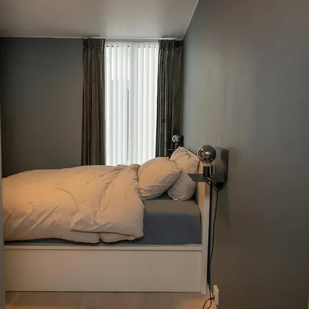 Prime Location, Free Parking, Private Balcony * スタヴァンゲル