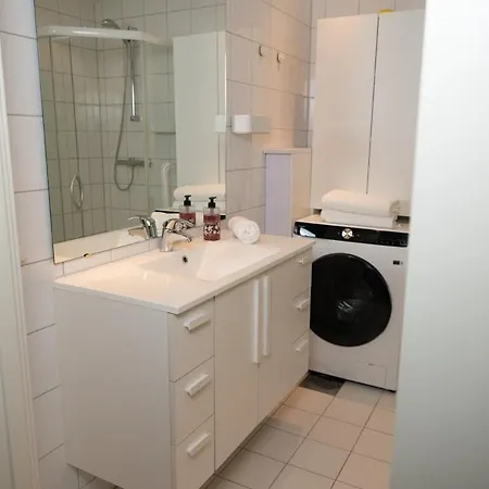 アパート Prime Location, Free Parking, Private Balcony *