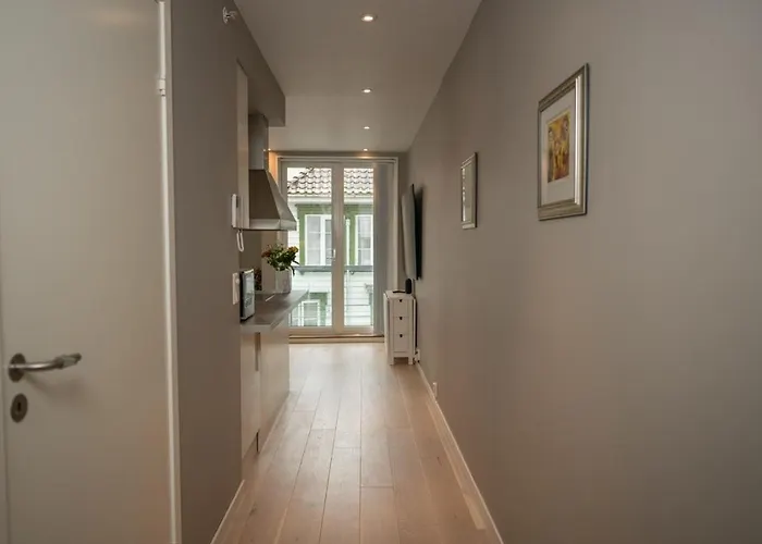 Appartement Prime Location, Free Parking, Private Balcony