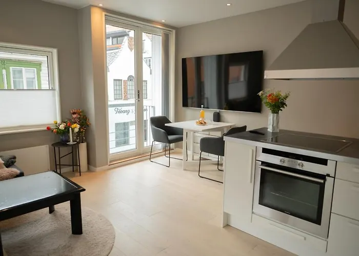 Appartement Prime Location, Free Parking, Private Balcony